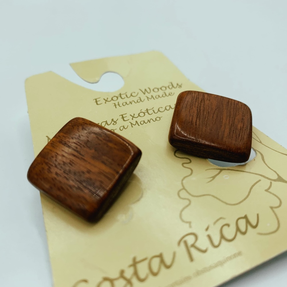 Maderas Exoticas Costa Rica wood square earrings